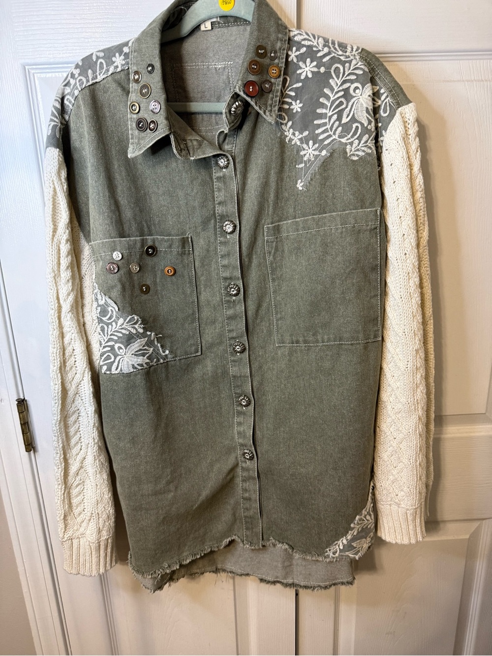 POL Olive Green & Cream Button-Up Mixed-Media Shacket